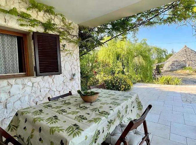 Villa Trullo Della Murgia - Castel Del Monte (Apulia)