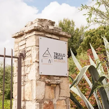 Trullo Della Murgia Castel Del Monte (Apulia)
